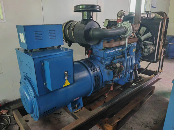 门头沟100kW柴油发电机组使用多级机油有哪些优缺点？